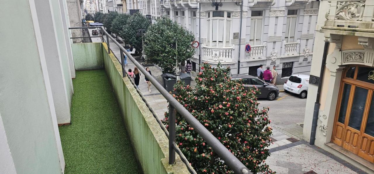 Piso En El Centro Para 4 Personas - Plaza Amboage - Wifi Ferrol Extérieur photo